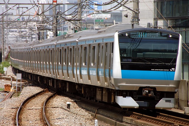 E233�n