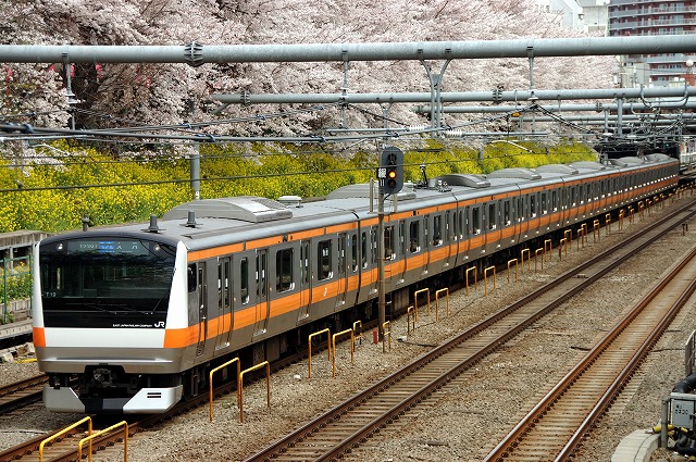 E233�n