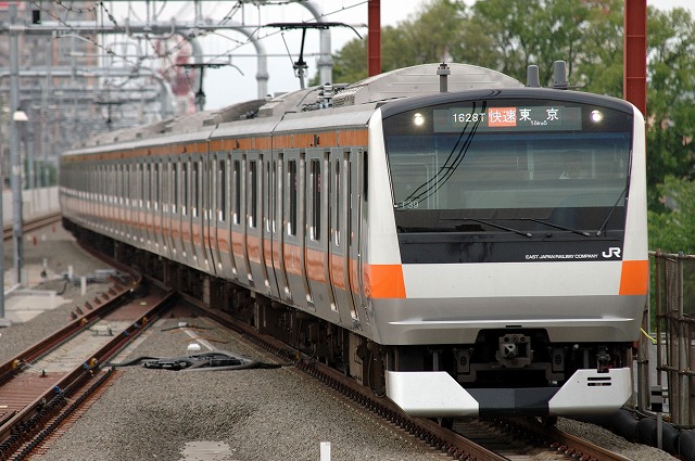 E233�n