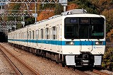 8000�`